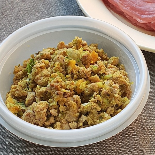 페오펫몰,오밀오밀 로우키친 돼지고기 1세트(800g)