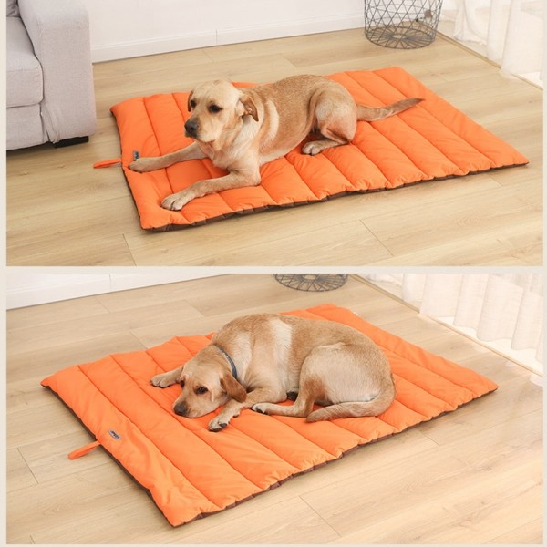 페오펫몰,레드퍼피 트로이 방수캠핑매트 캠핑매트 야외 매트 대형견 방석 매트 애견방석 침대 여행침대 방수 공기 편리한